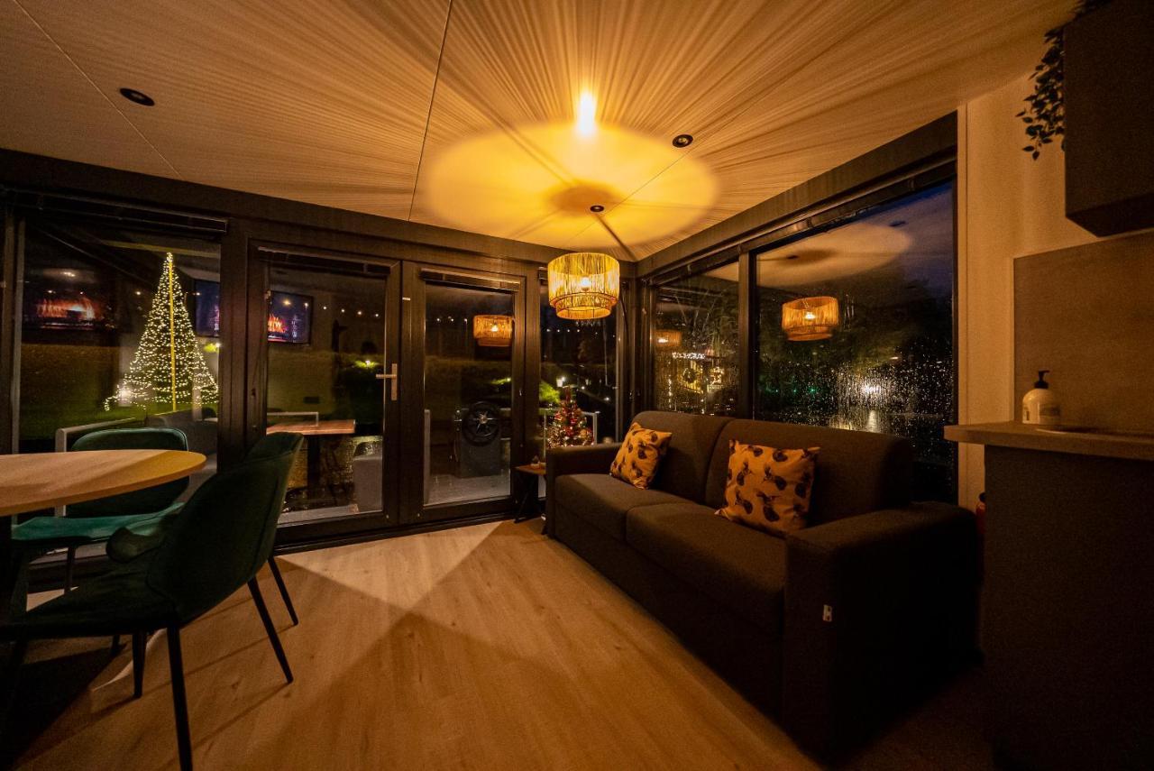 Houseboats Mookerplas Met Dakterras Middelaar Exteriér fotografie