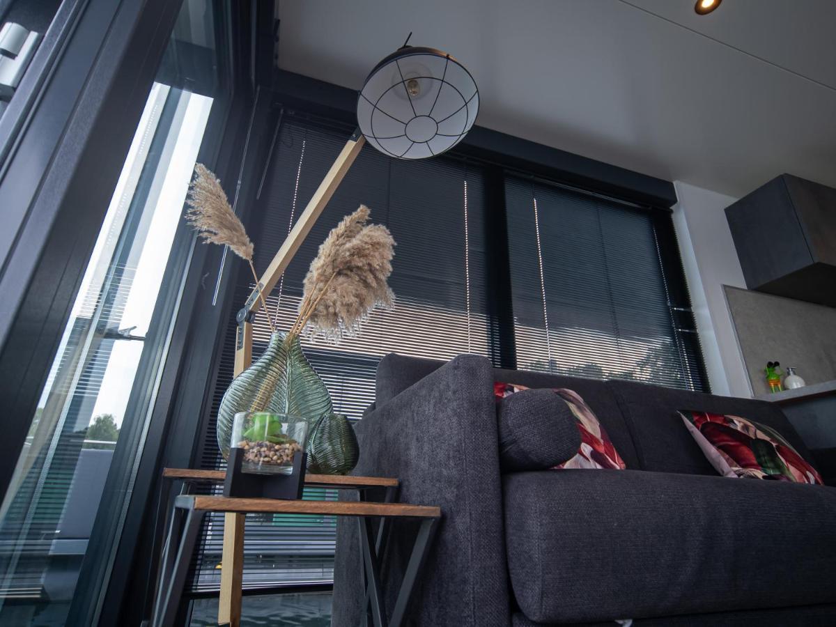 Houseboats Mookerplas Met Dakterras Middelaar Exteriér fotografie